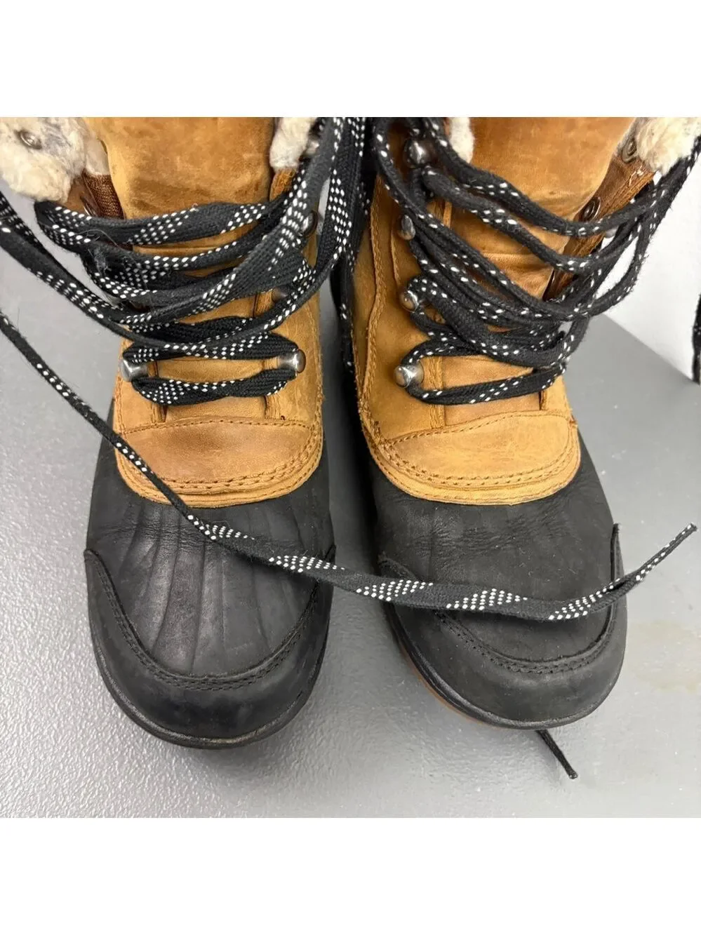 Sorel Whistler Waterproof Mid-Calf Winter Boots - Picture 2 of 8